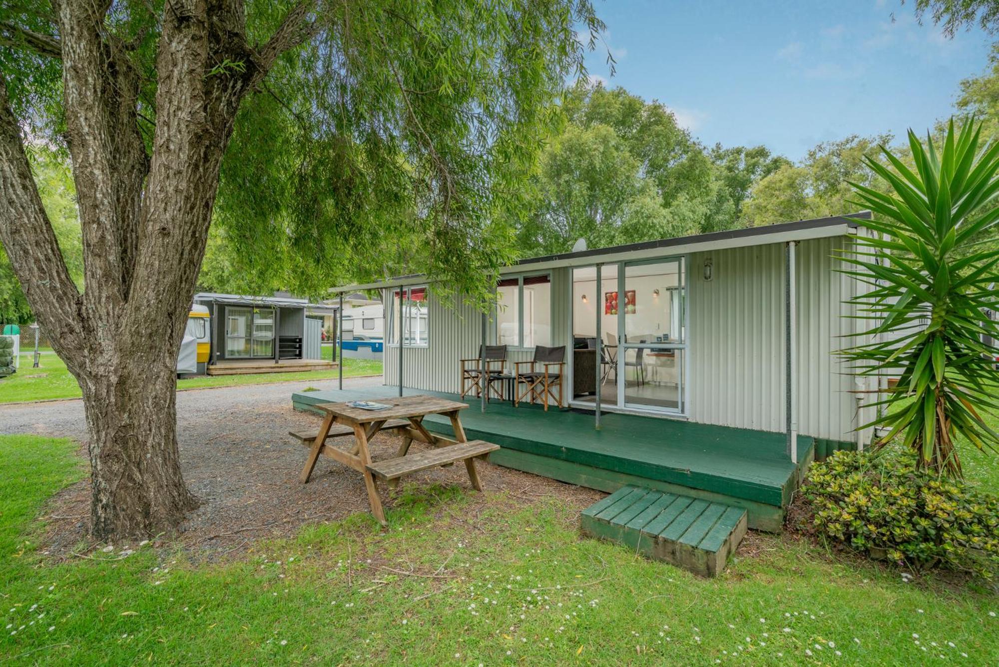 Coromandel Shelly Beach Top 10 Holiday Park Esterno foto